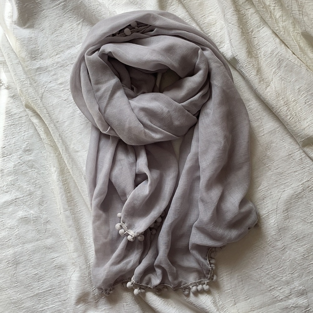 Pom Pom scarf
